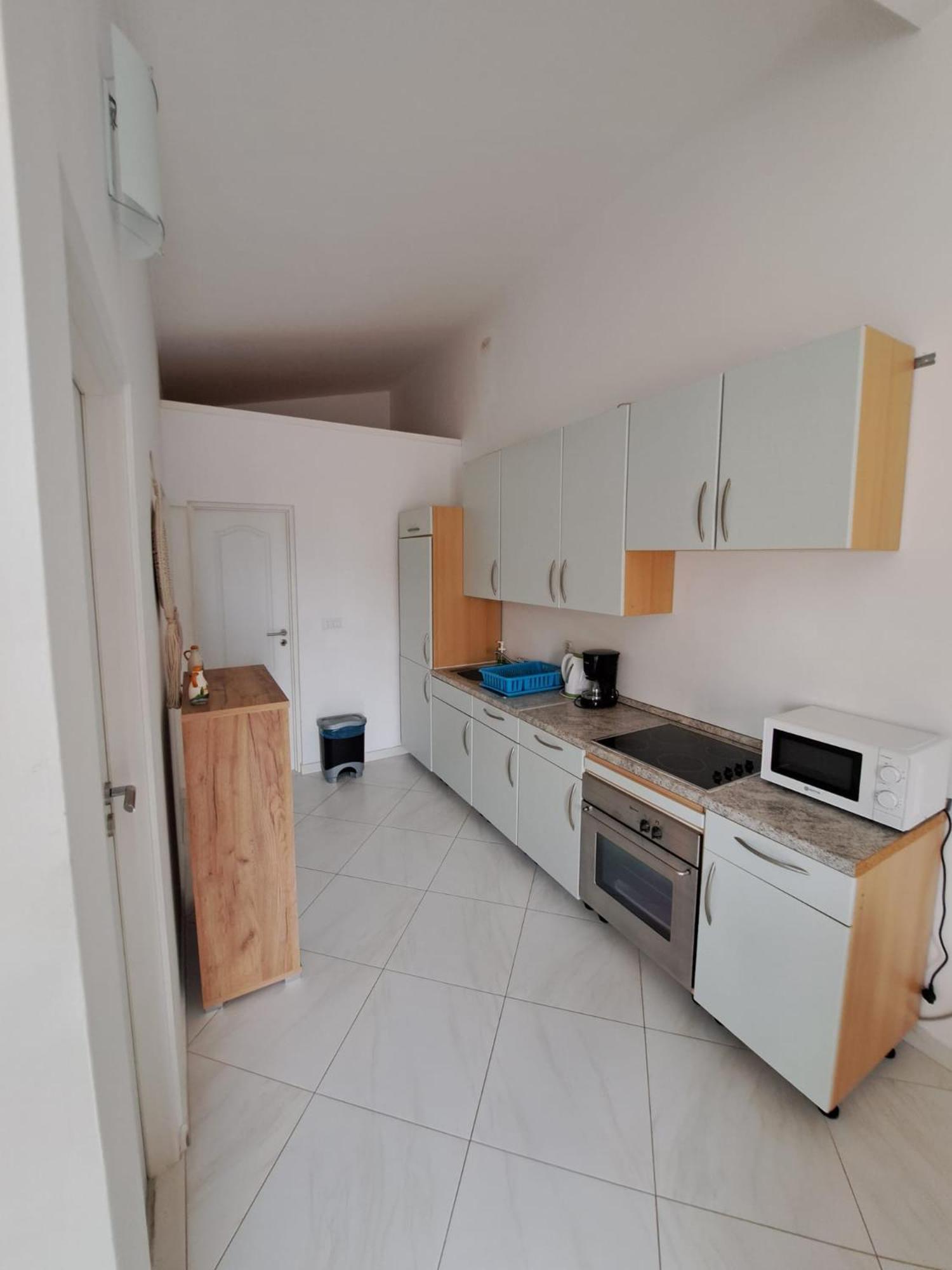 Apartments Maretic Мандре Экстерьер фото